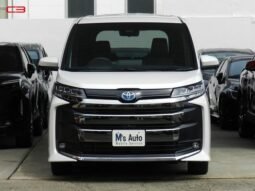 TOYOTA NOAH FOR SALE IN KENYA