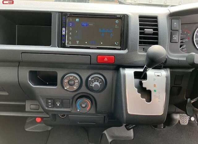 
								TOYOTA HIACE COMMUTER FOR SALE IN KENYA full									