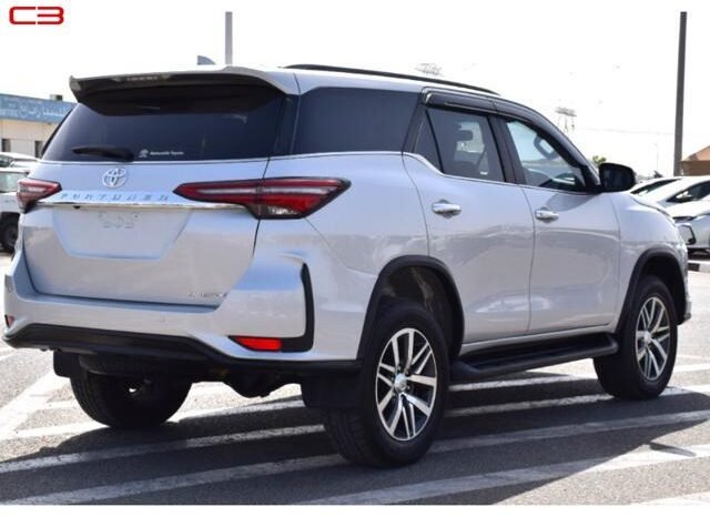 
								TOYOTA FORTUNER FOR SALE IN KENYA full									