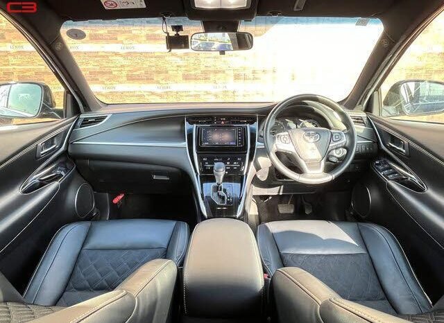 
								TOYOTA HARRIER FOR SALE IN KENYA full									