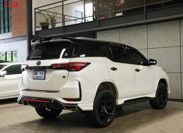 
								TOYOTA FORTUNER FOR SALE IN KENYA full									