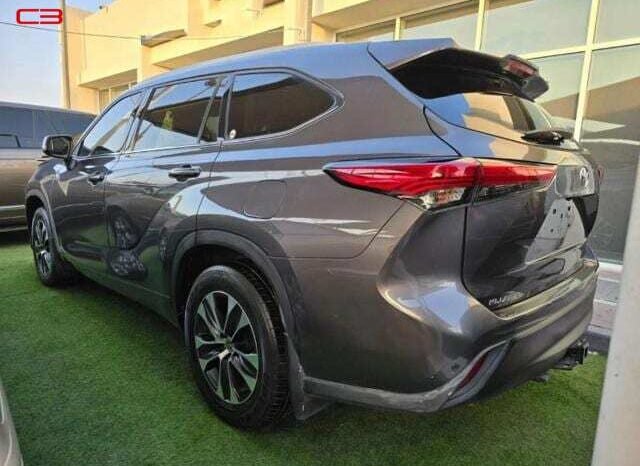 
								TOYOTA KLUGER FOR SALE IN KENYA full									