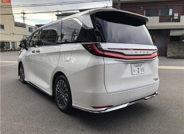 
								LEXUS LM FOR SALE IN KENYA full									