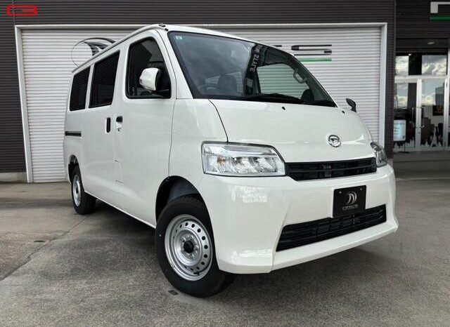 
								DAIHATSU GRAN MAX CARGO FOR SALE IN KENYA full									