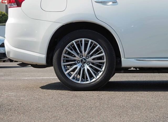 
								MITSUBISHI OUTLANDER PHEV FOR SALE IN KENYA full									