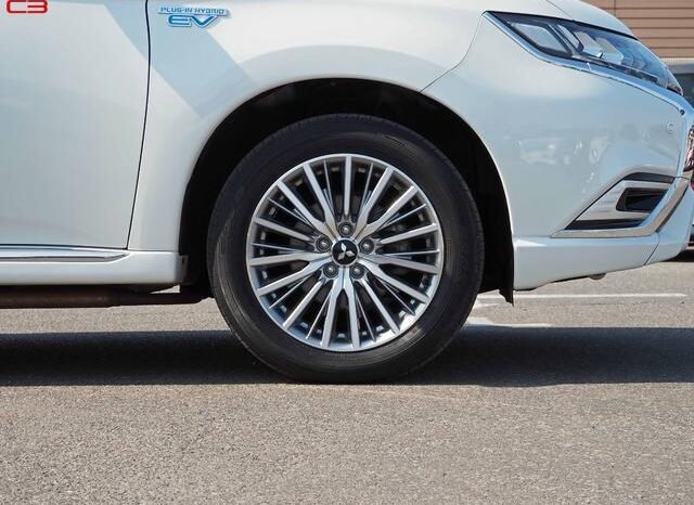 
								MITSUBISHI OUTLANDER PHEV FOR SALE IN KENYA full									