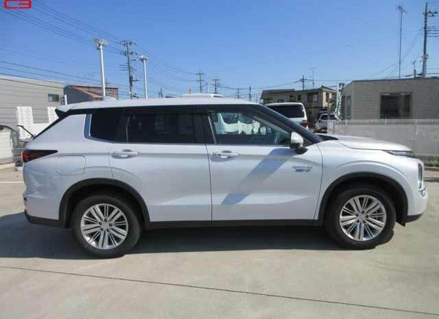 
								MITSUBISHI OUTLANDER FOR SALE IN KENYA full									