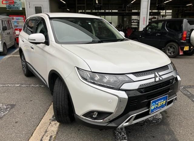 
								MITSUBISHI OUTLANDER FOR SALE IN KENYA full									