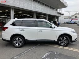 
										MITSUBISHI OUTLANDER FOR SALE IN KENYA full									