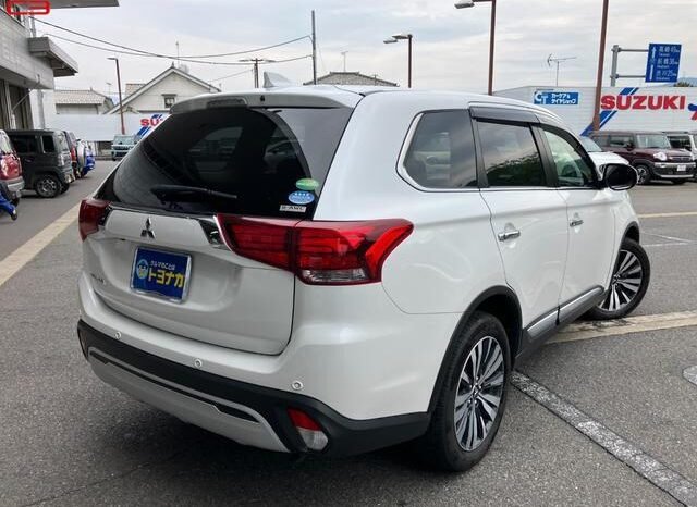 
								MITSUBISHI OUTLANDER FOR SALE IN KENYA full									