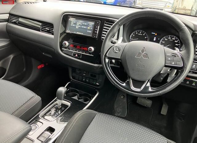 
								MITSUBISHI OUTLANDER FOR SALE IN KENYA full									