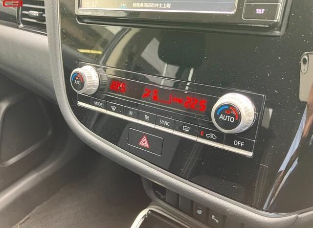 
								MITSUBISHI OUTLANDER FOR SALE IN KENYA full									