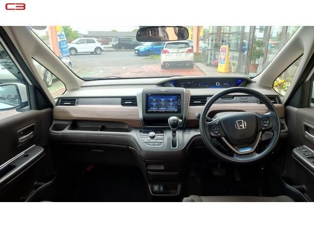 
								HONDA FREED FOR SALE IN KENYA full									