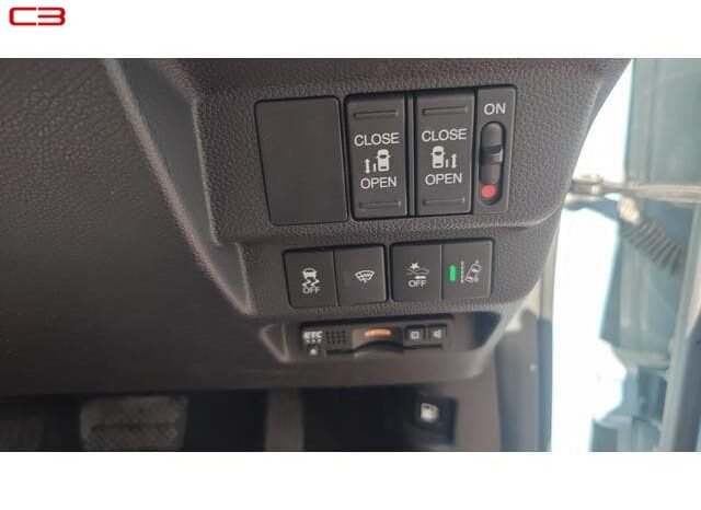 
								HONDA FREED PLUS FOR SALE IN KENYA full									