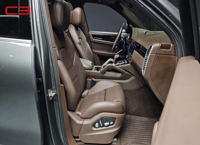 
								PORSCHE CAYENNE FOR SALE IN KENYA full									