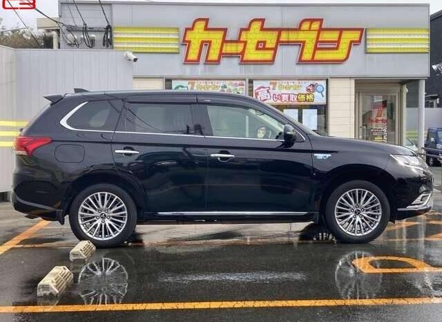 
								MITSUBISHI OUTLANDER PHEV FOR SALE IN KENYA full									