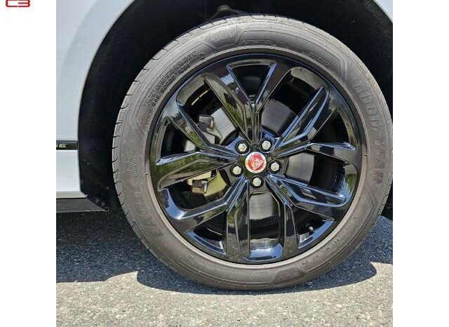 
								JAGUAR I PACE FOR SALE IN KENYA full									