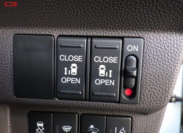 
								HONDA FREED HYBRID FOR SALE IN KENYA full									