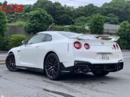 
										NISSAN GT-R FOR SALE IN KENYA full									