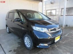 HONDA FREED HYBRID FOR SALE IN KENYA