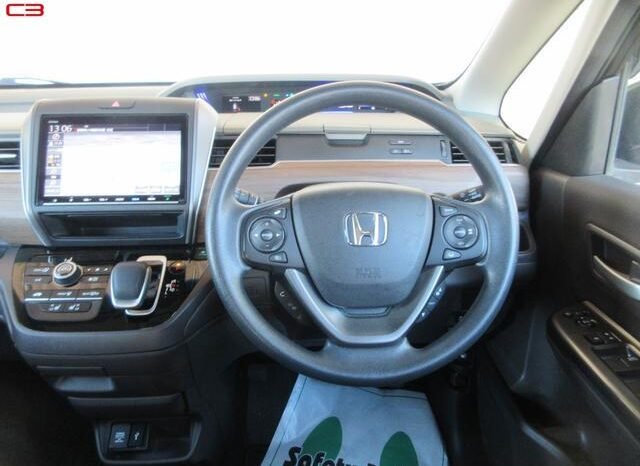 
								HONDA FREED HYBRID FOR SALE IN KENYA full									