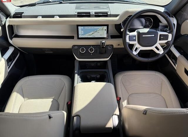 
								LAND ROVER DEFENDER FOR SALE IN KENYA full									