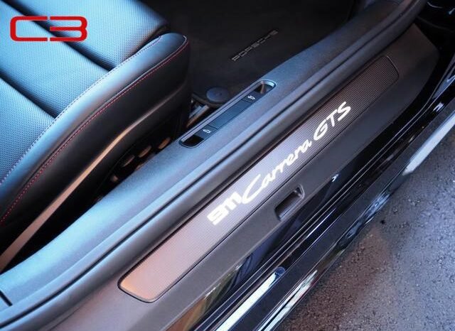 
								PORSCHE 911 FOR SALE IN KENYA full									