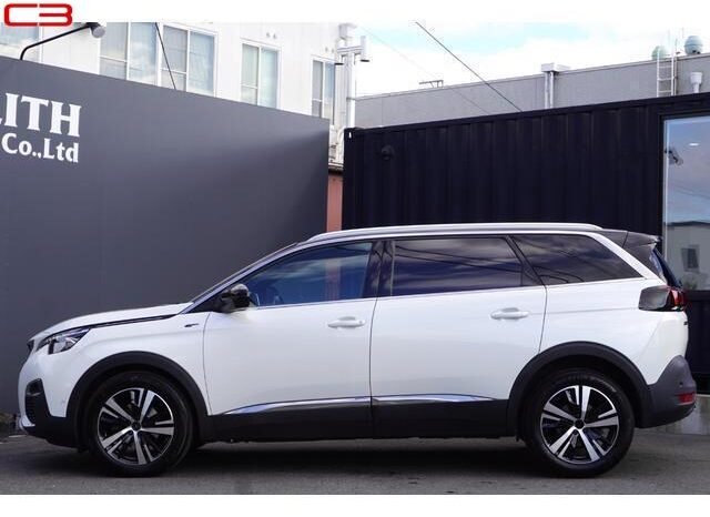 
								PEUGEOT 5008 FOR SALE IN KENYA full									