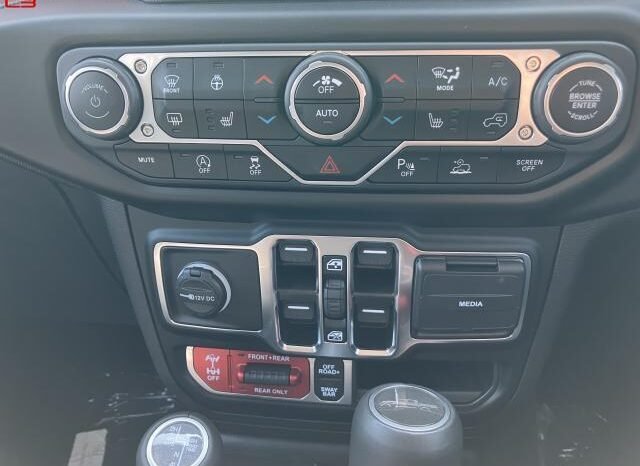 
								CHRYSLER JEEP JEEP GLADIATOR FOR SALE IN KENYA full									