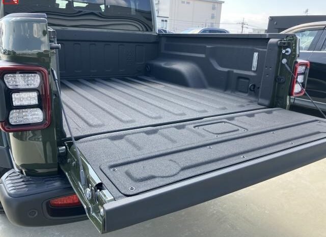 
								CHRYSLER JEEP JEEP GLADIATOR FOR SALE IN KENYA full									