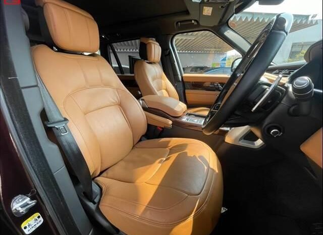 
								LAND ROVER RANGE ROVER FOR SALE IN KENYA full									
