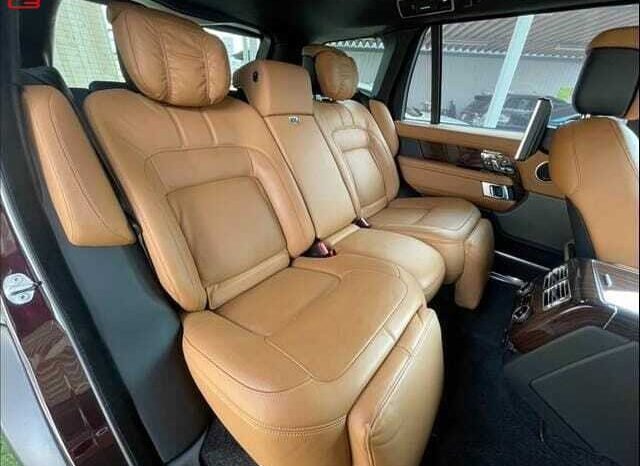 
								LAND ROVER RANGE ROVER FOR SALE IN KENYA full									