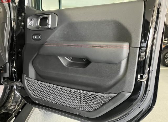 
								CHRYSLER JEEP JEEP GLADIATOR FOR SALE IN KENYA full									