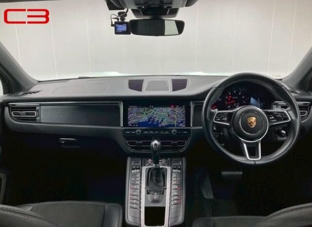 
								PORSCHE MACAN FOR SALE IN KENYA full									