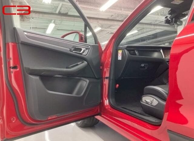 
								PORSCHE MACAN FOR SALE IN KENYA full									
