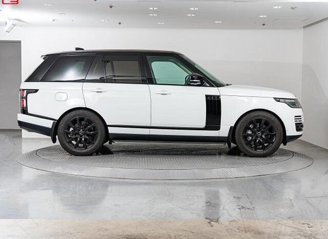 
								LAND ROVER RANGE ROVER FOR SALE IN KENYA full									