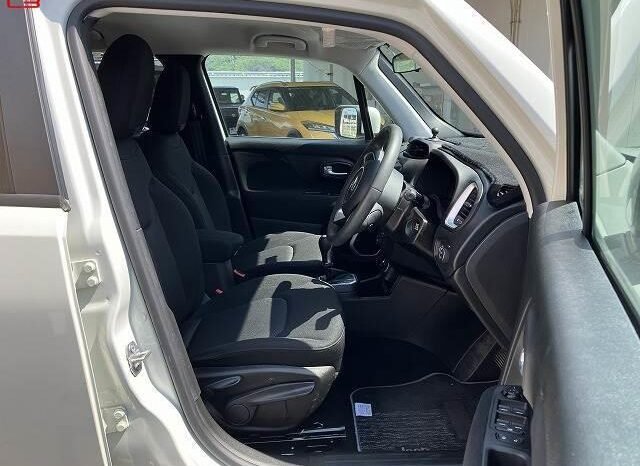
								CHRYSLER JEEP JEEP RENEGADE FOR SALE IN KENYA full									