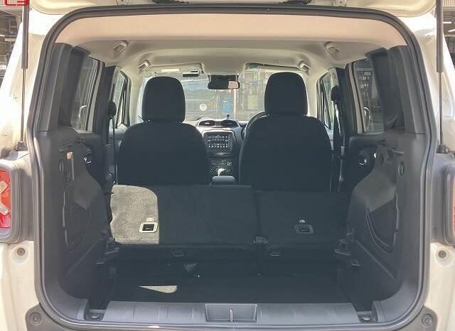 
								CHRYSLER JEEP JEEP RENEGADE FOR SALE IN KENYA full									
