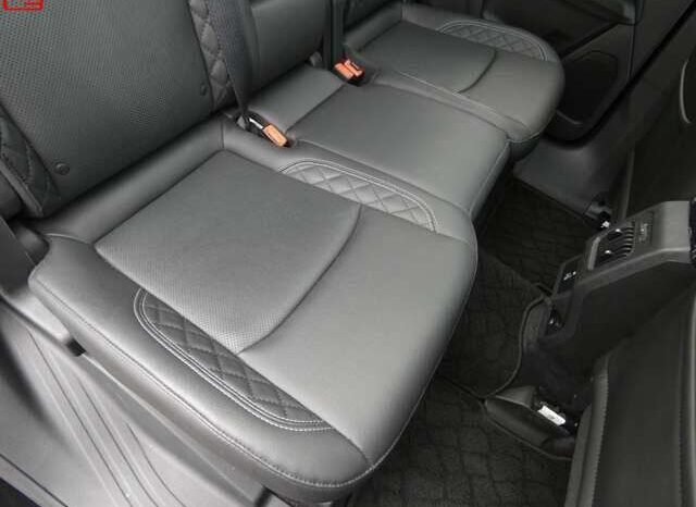 
								CHRYSLER JEEP JEEP COMMANDER FOR SALE IN KENYA full									