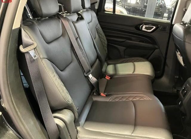 
								CHRYSLER JEEP JEEP COMMANDER FOR SALE IN KENYA full									