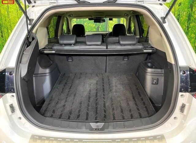 
								MITSUBISHI OUTLANDER PHEV FOR SALE IN KENYA full									