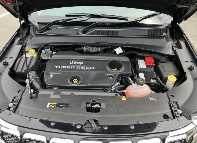 
								CHRYSLER JEEP JEEP COMMANDER FOR SALE IN KENYA full									