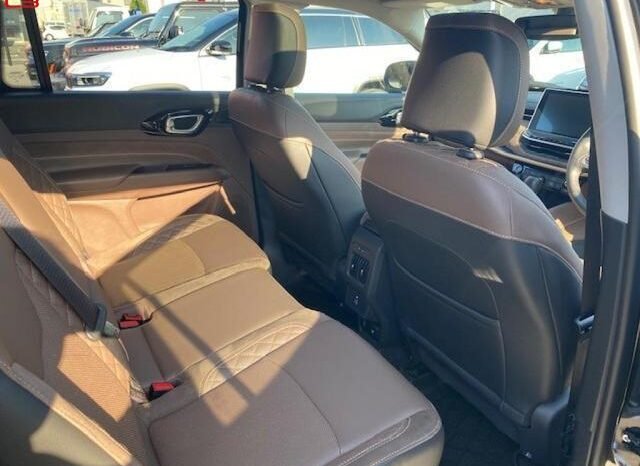 
								CHRYSLER JEEP JEEP COMMANDER FOR SALE IN KENYA full									