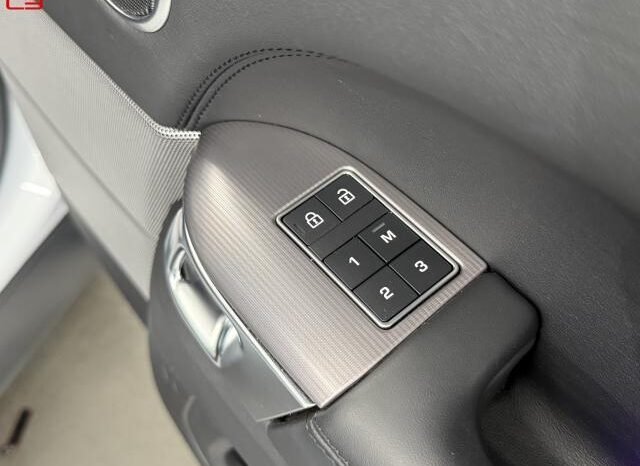 
								LAND ROVER RANGE ROVER SPORT FOR SALE IN KENYA full									