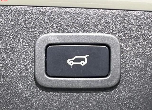 
								JAGUAR E PACE FOR SALE IN KENYA full									