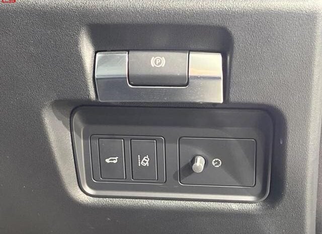 
								JAGUAR E PACE FOR SALE IN KENYA full									