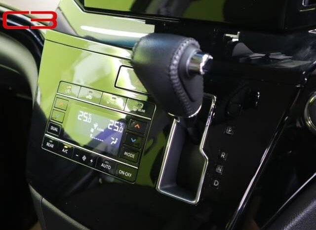 
								NISSAN ELGRAND FOR SALE IN KENYA full									