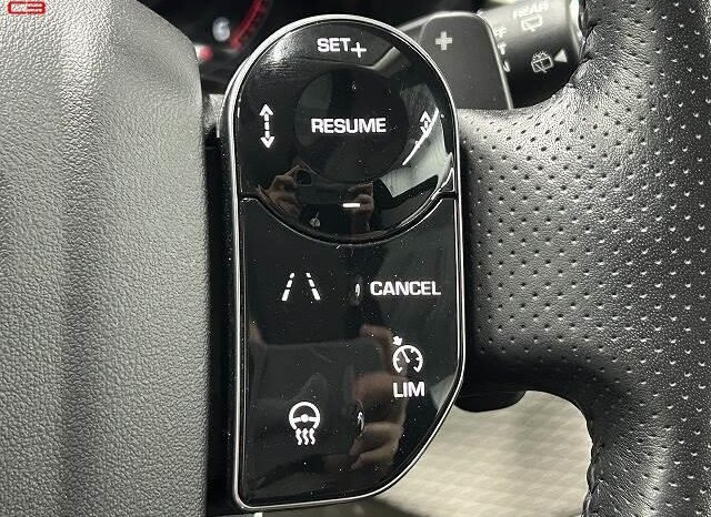 
								LAND ROVER RANGE ROVER VELAR FOR SALE IN KENYA full									