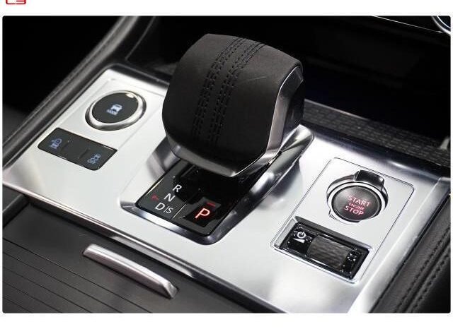 
								JAGUAR F PACE FOR SALE IN KENYA full									