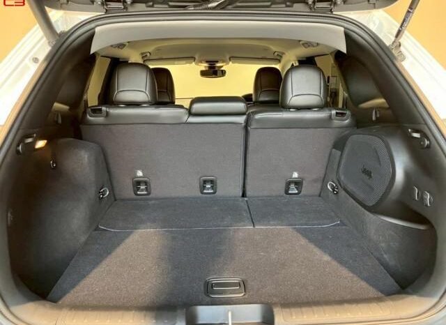
								CHRYSLER JEEP JEEP CHEROKEE FOR SALE IN KENYA full									